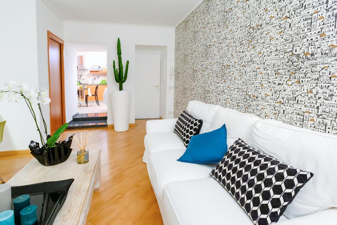 Nipare Suite - Dimore Partenopee Napoli Bagian luar foto