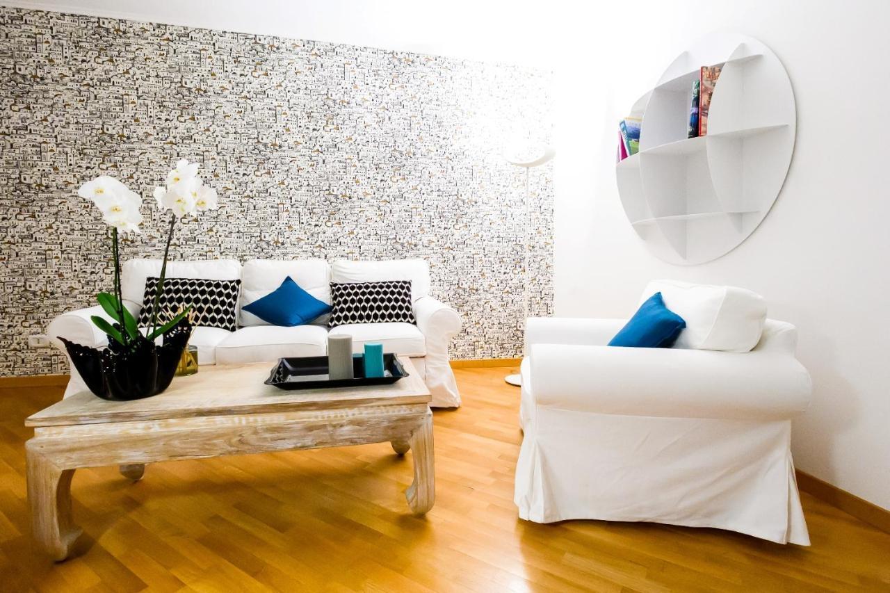 Nipare Suite - Dimore Partenopee Napoli Bagian luar foto