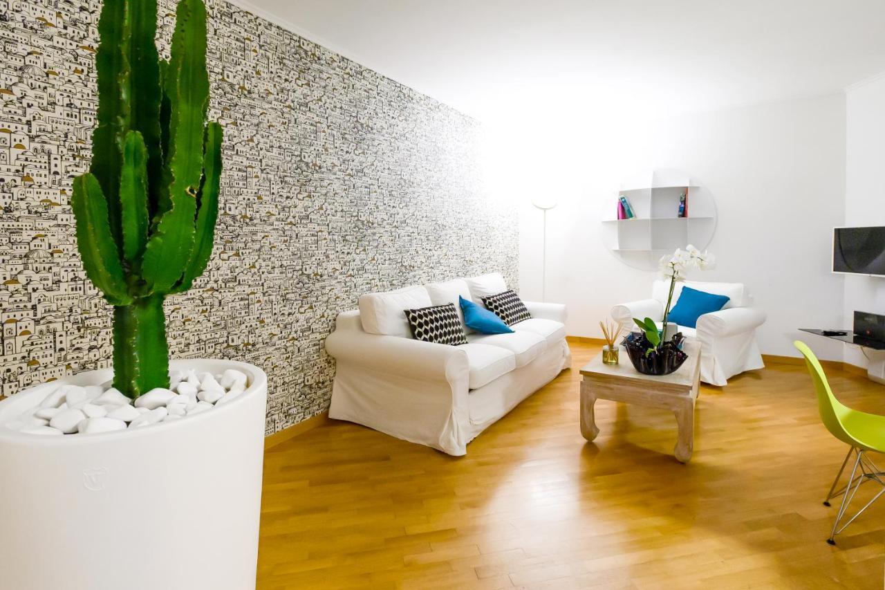 Nipare Suite - Dimore Partenopee Napoli Bagian luar foto