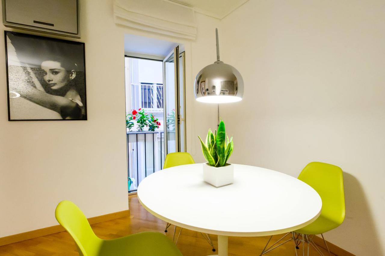 Nipare Suite - Dimore Partenopee Napoli Bagian luar foto
